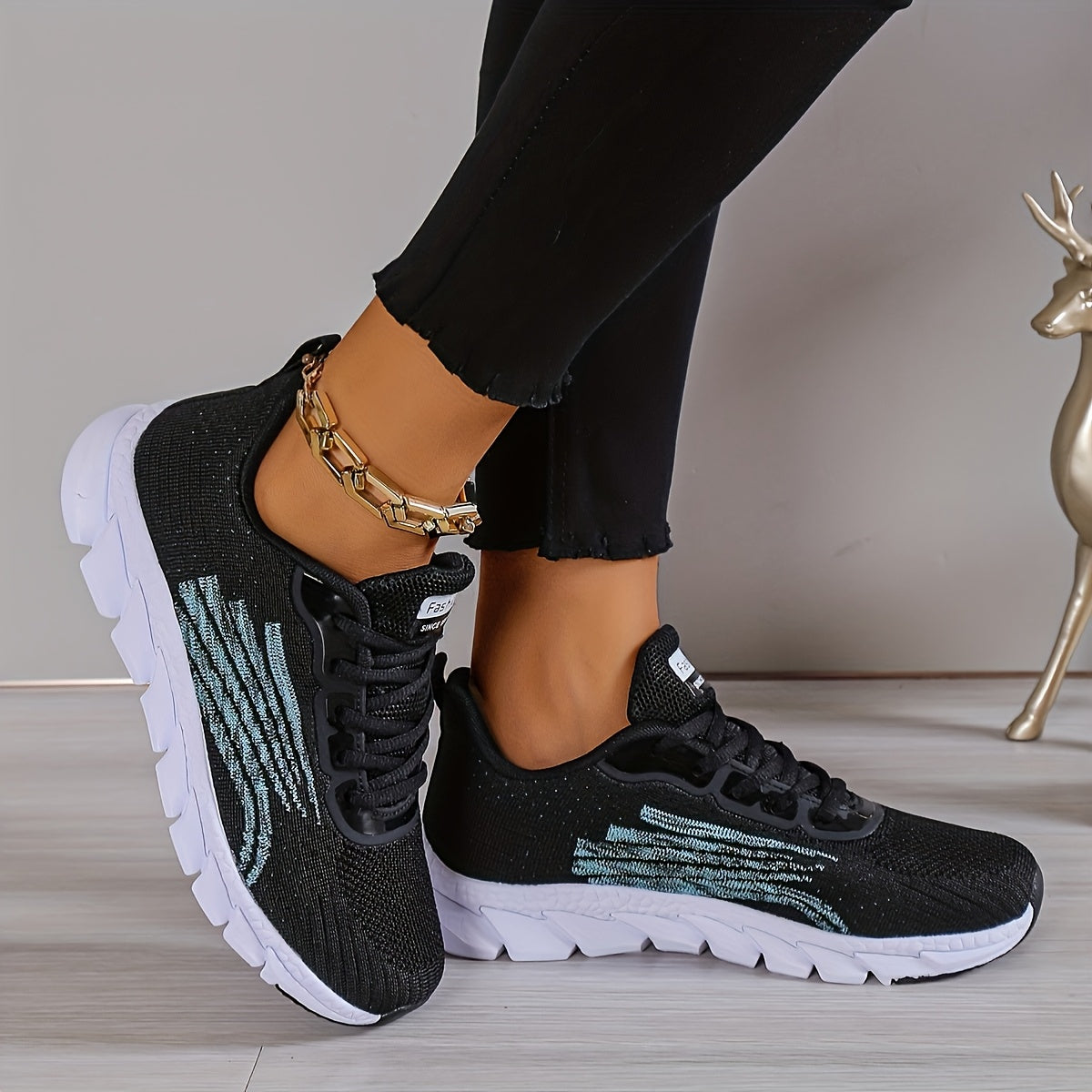 Women's Breathable Mesh Upper Walking Shoes Casual All-Season Sneakers