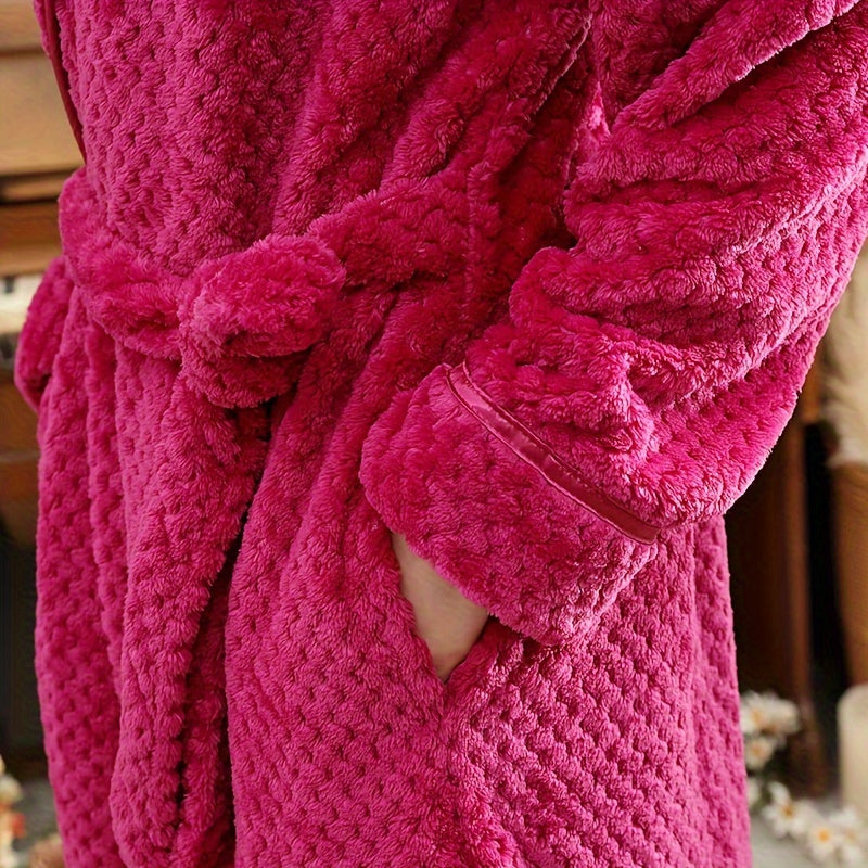 Толстый, уютный халат для пары с длинными рукавами для осеннего и зимнего комфорта.