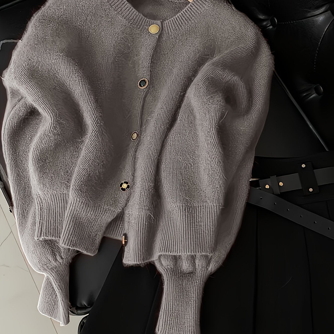 Yagona rangli tugmachali oldi trikotaj kardigan, bahor va kuz uchun nafis uzun yengli kardigan, ayollar kiyimi.