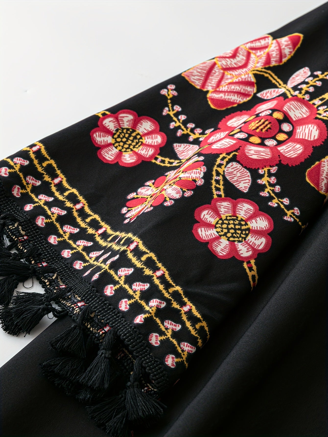 Кардиган из прозрачного полиэстера с цветочным принтом и кисточками для женщин большого размера на весну и лето