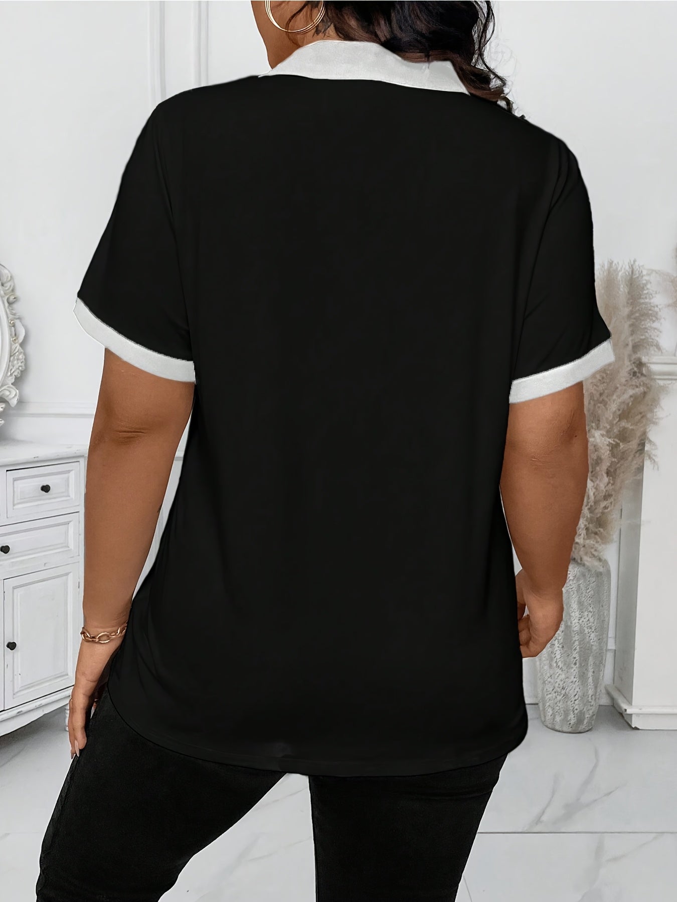 Women's Plus Size Short Sleeve Color Block T-Shirt Black V-Neck Knit