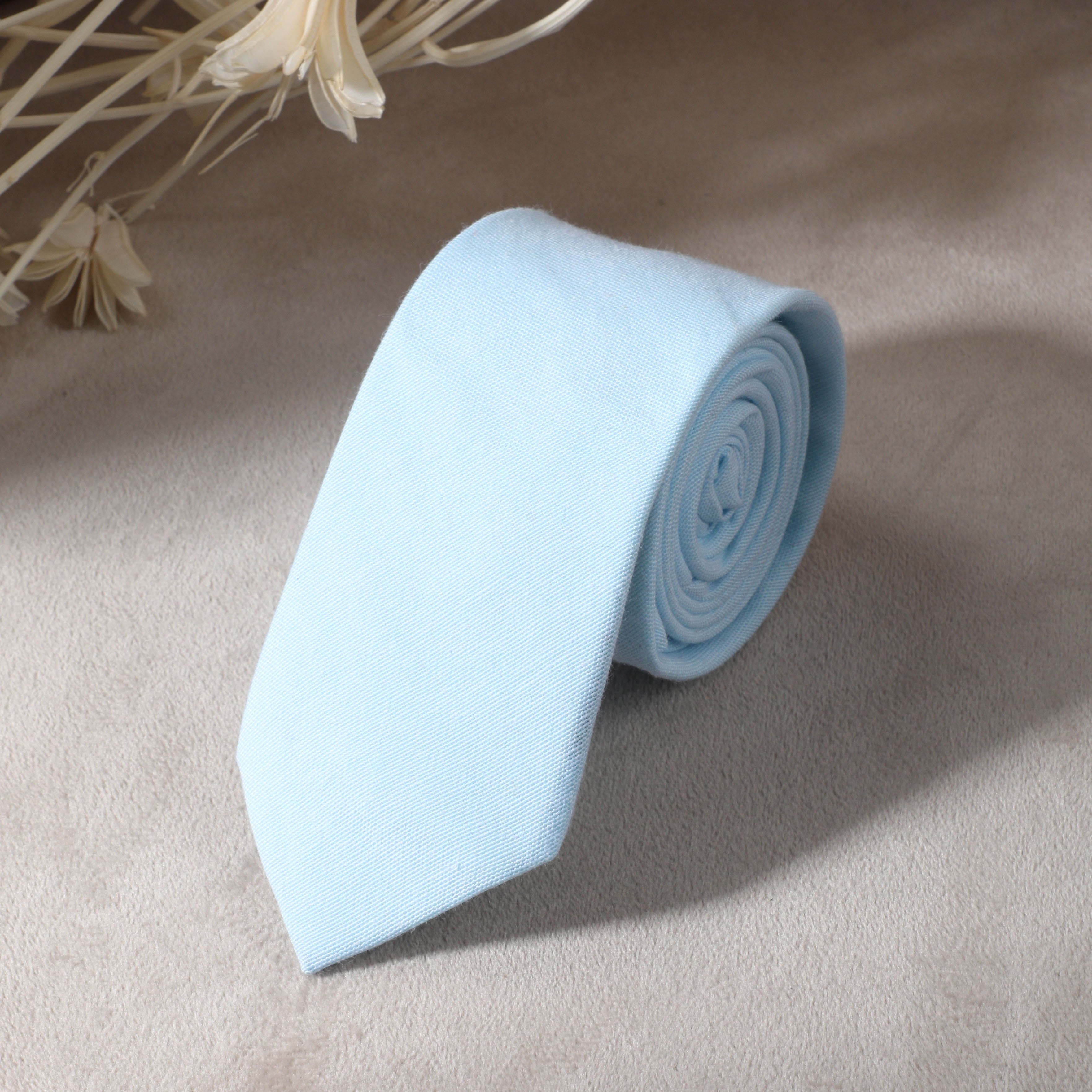 Men's Fashion Tie with Plaid and Solid Colors Encrypted Line Pattern