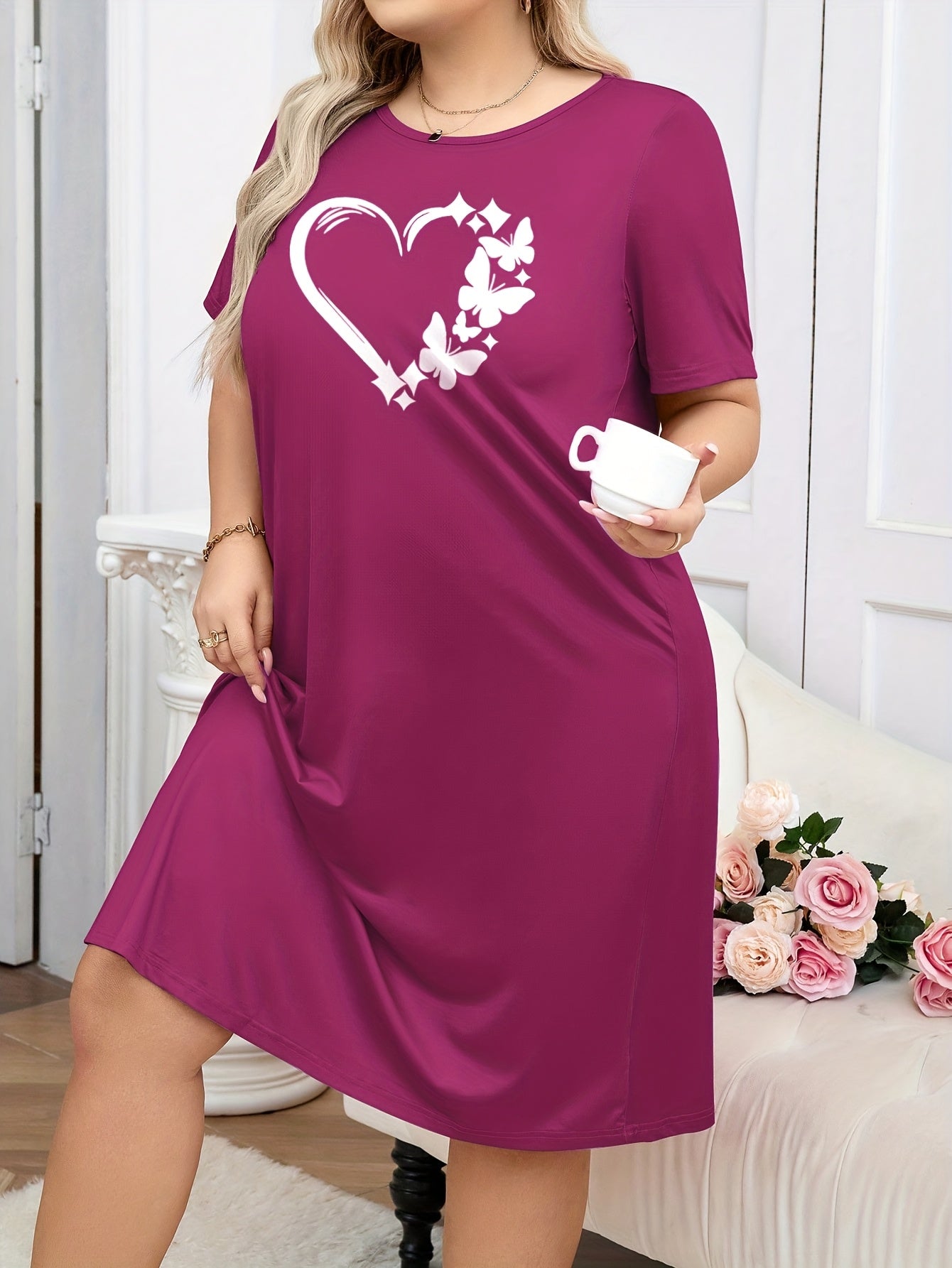 Plus Size Women's Nightgown Short Sleeve Heart Print Casual T-Shirt Dress