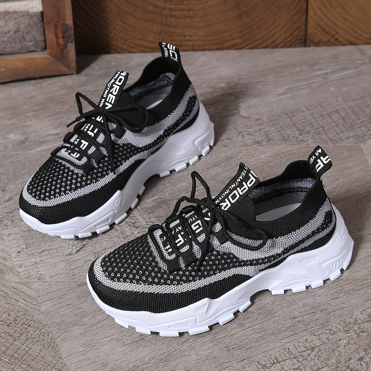 Women's Breathable Knit Low-Top Running Sneakers Lightweight Casual Shoes