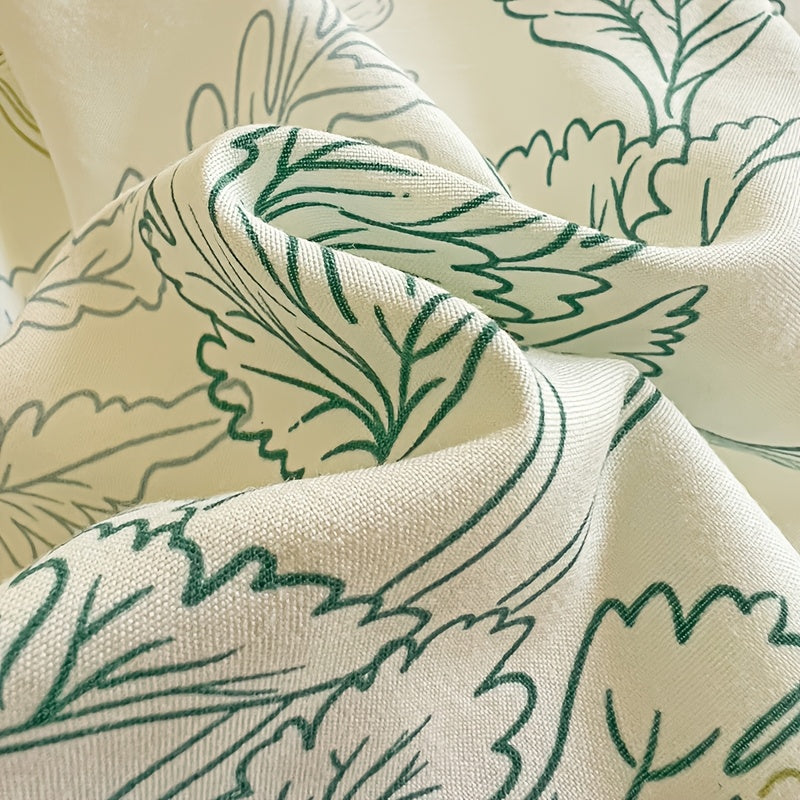 Yumshoq gullar naqshidagi yotoq to'plami, yostiq qoplari bilan birga, nafas oladigan polyesterdan tayyorlangan va zip yopilishi mavjud. Har mavsum uchun mos, yotoqxona va mehmonxonalar uchun mukammal.