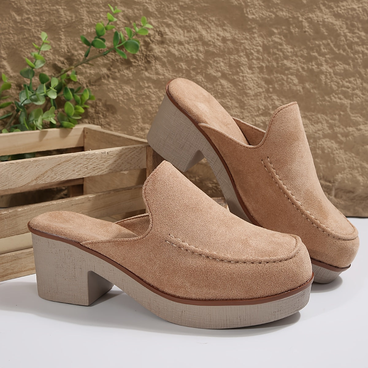 Women's Slip-On Loafers Two-Tone Block Heel Shoes Solid Color Comfortable