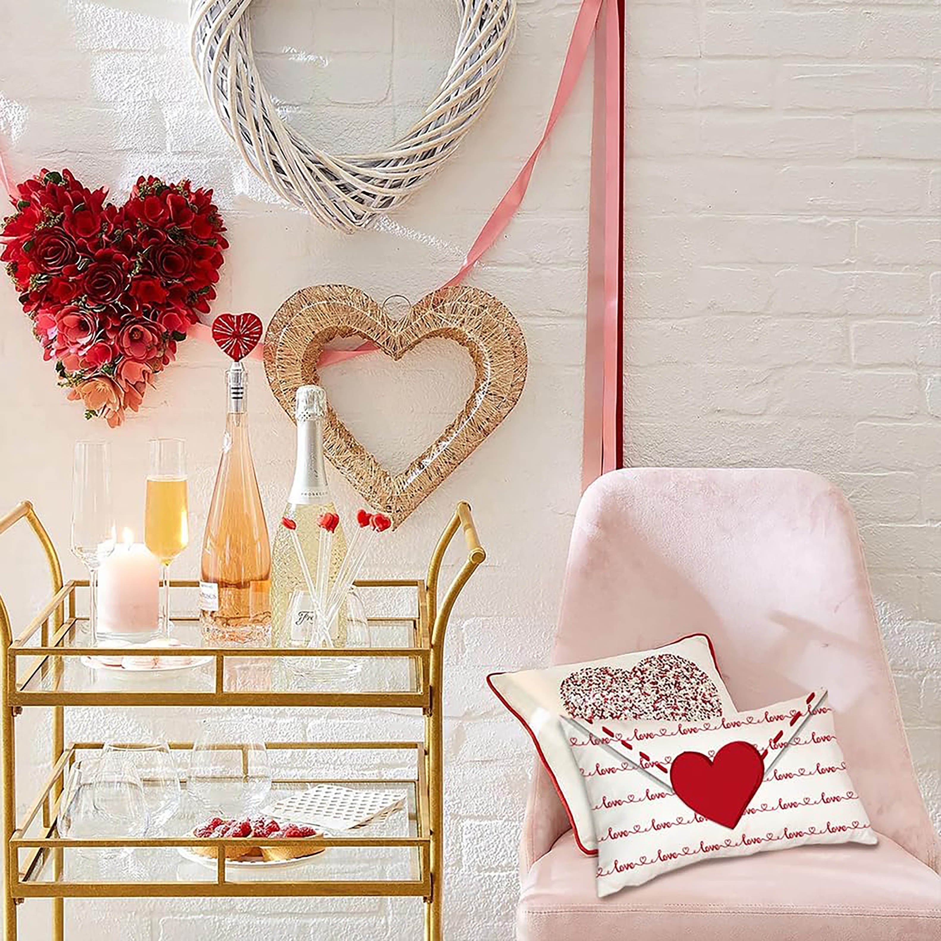 Valentine's Day Pillow Cover Set 1 Red Hearts Love Stripe 30x50 cm Decor