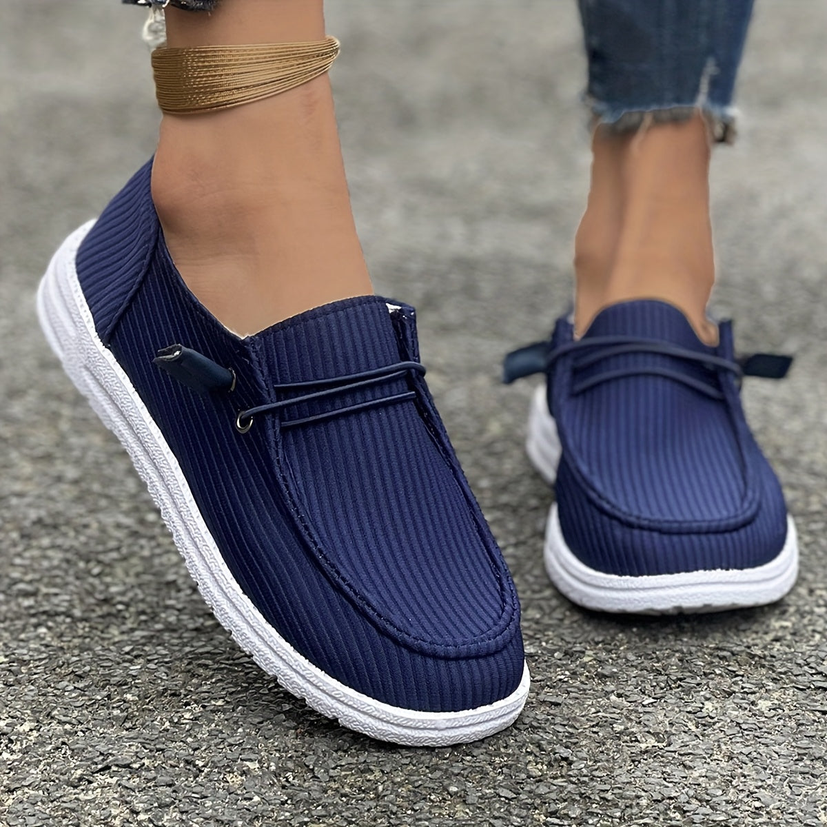 Women's Canvas Sneakers Slip-On Loafers with Soft Interior Durable Sole