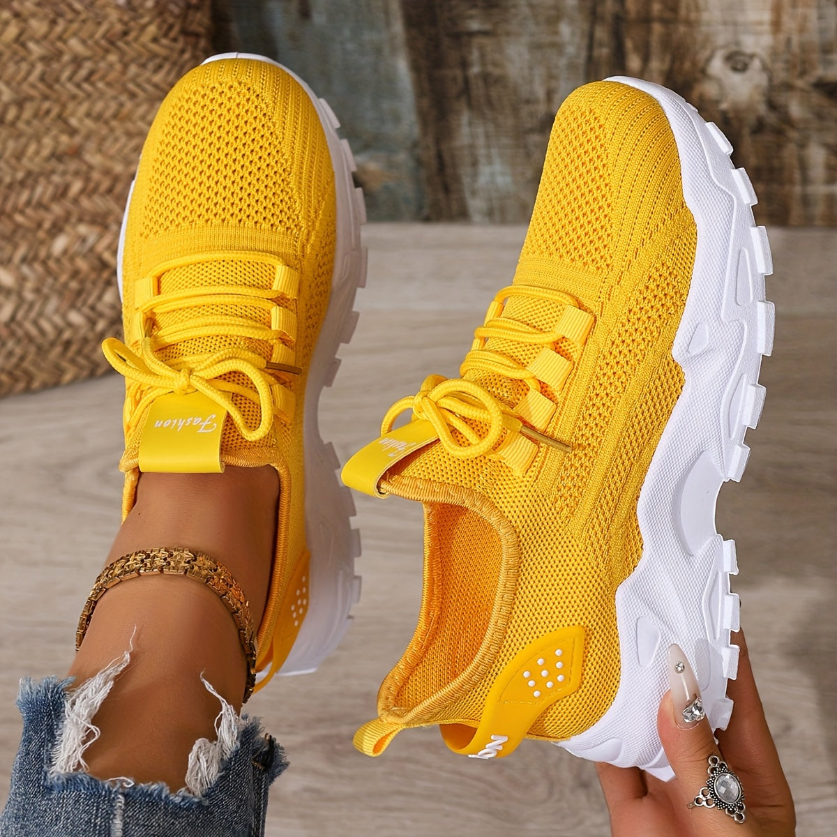 Women's White Mesh Breathable Running Shoes, Lightweight Casual Sneakers