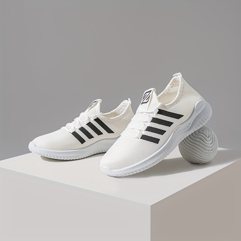 ayollar uchun nafas oluvchi sport yugurish poyafzallari - engil oq sneakers