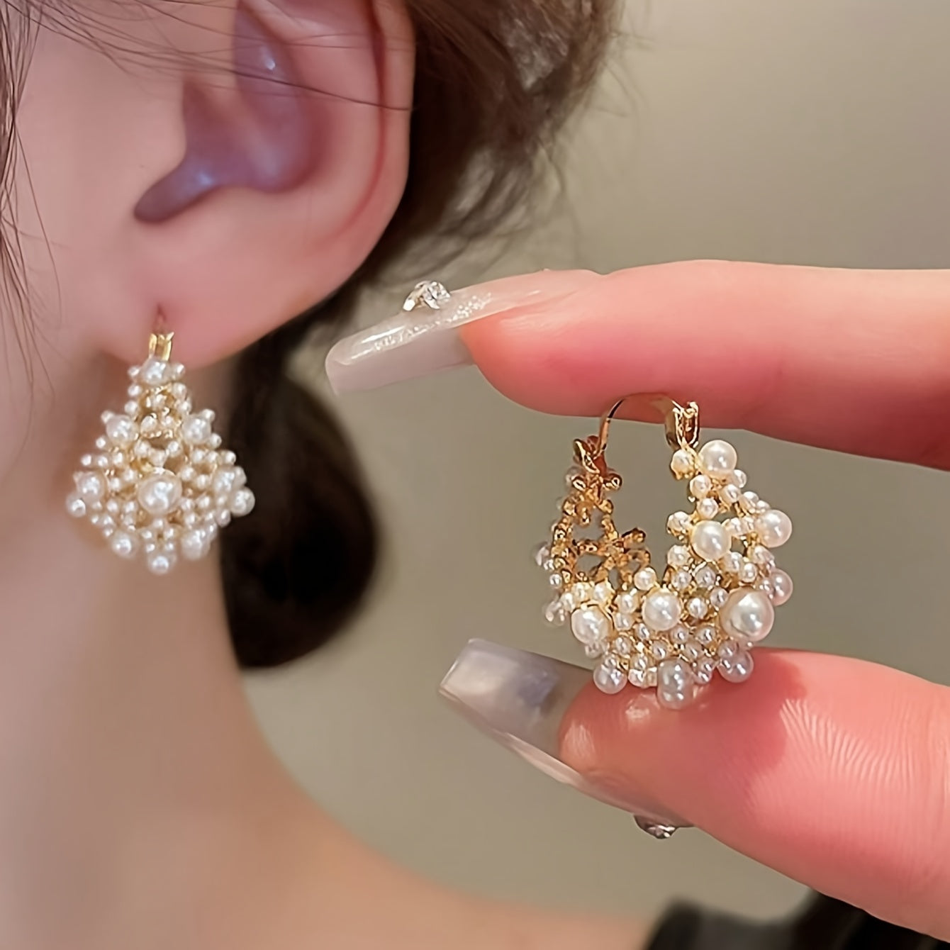 Pendientes de aro en forma de U para mujer con perlas y cuentas de imitación para fiestas y vacaciones