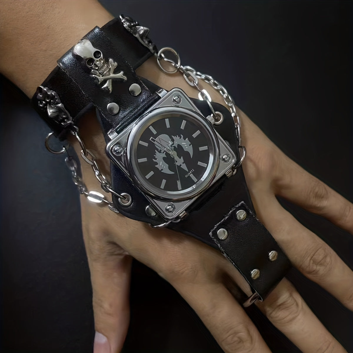Reloj de cuarzo cuadrado con calavera punk gótica de anime y pulsera de cuero para Halloween