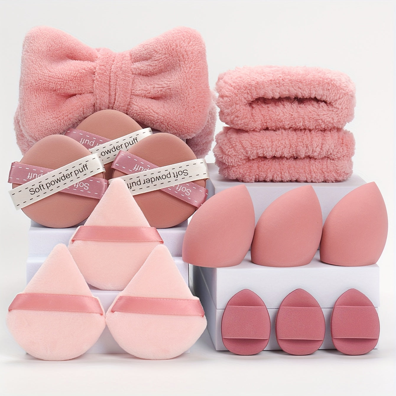 15-ta bo'lakli makiyaj asboblari to'plami, gubkalar, puflar, yuz yuvish gubkalari va aksessuarlar bilan