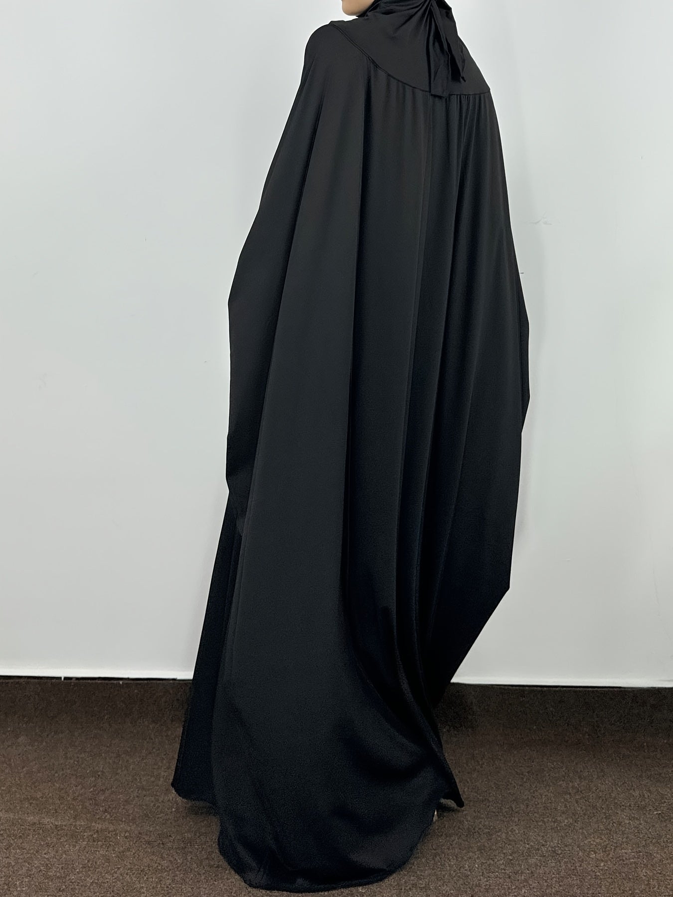 Women’s Solid Color Long Sleeve Hooded Maxi Abaya in Polyester