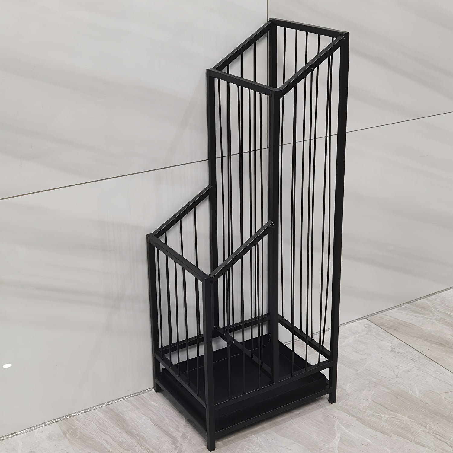 European-Style Metal Umbrella Stand Waterproof Decorative Storage for Home and Hotel Entrances