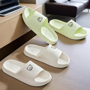 Ayollar uchun EVA slaydlar, sirpanishga qarshi ichki va tashqi uy choyshablari, qora va oq aksentlar