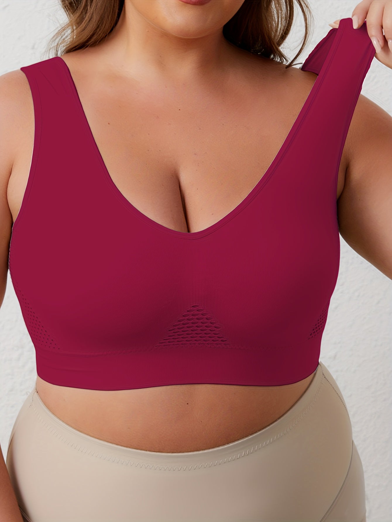 Women Plus Size Breathable Mesh Sports Bra Seamless Wireless Yoga Top