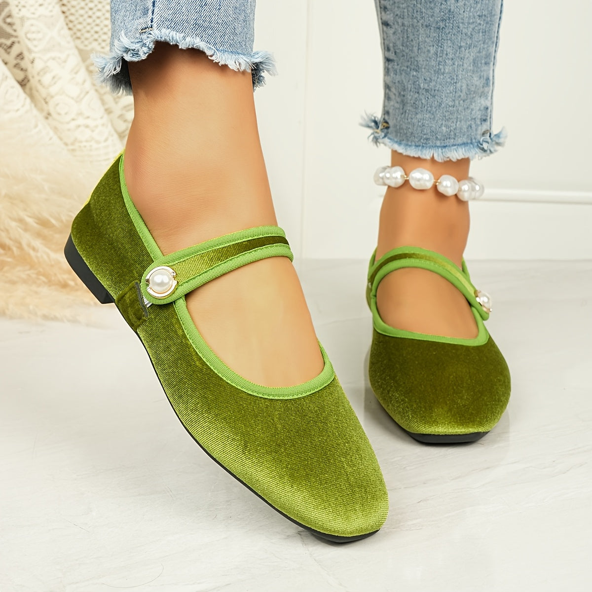 Ayollar uchun velur balet tufli, tassel detallari bilan, slip-on, kvadrat barmoqli poyabzal