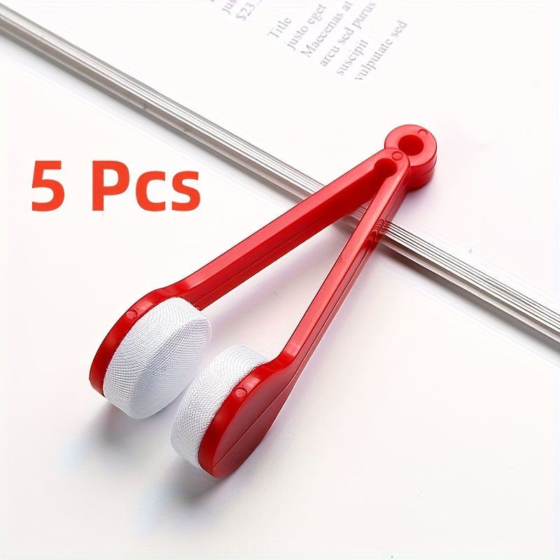 Portable Glasses Cleaning Kit with Microfiber Cloth and Dual-Sided Brush for Travel