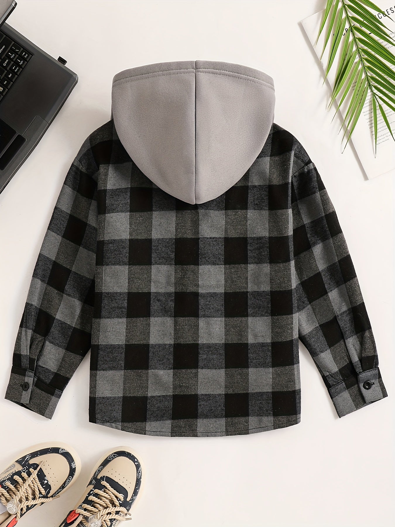 Camisa con capucha de manga larga a cuadros en azul y negro para niños en poliéster, casual para otoño e invierno