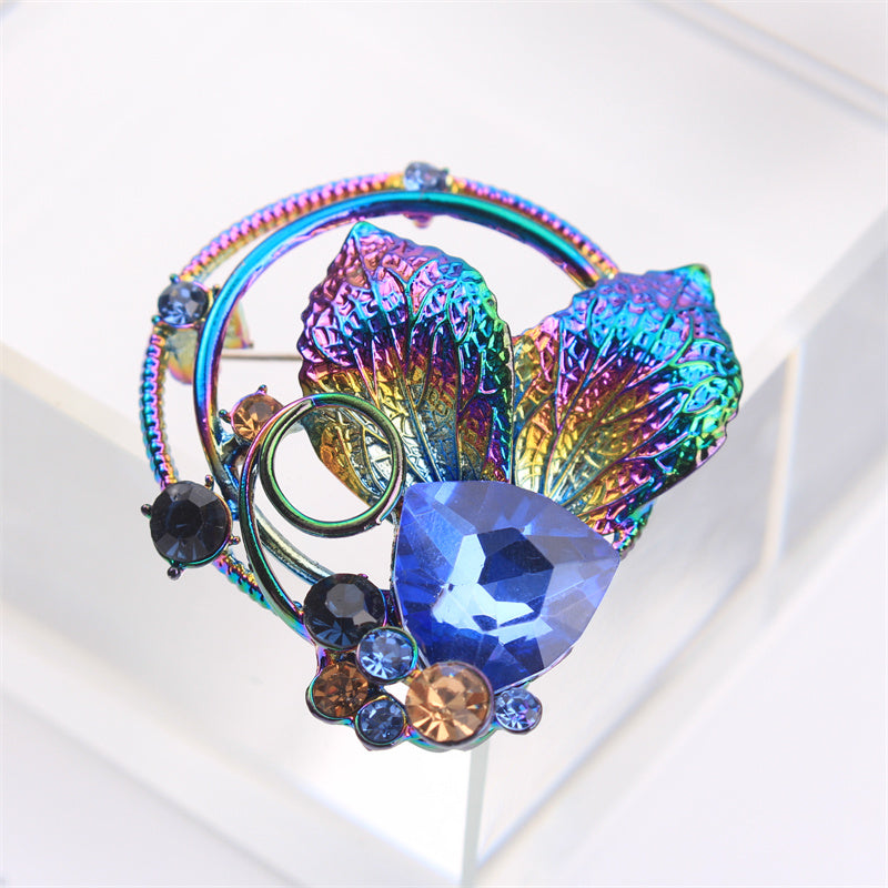 Luxury Rhinestone Flower Brooch Irregular Shape Jewelry for Clothing Bags Hats