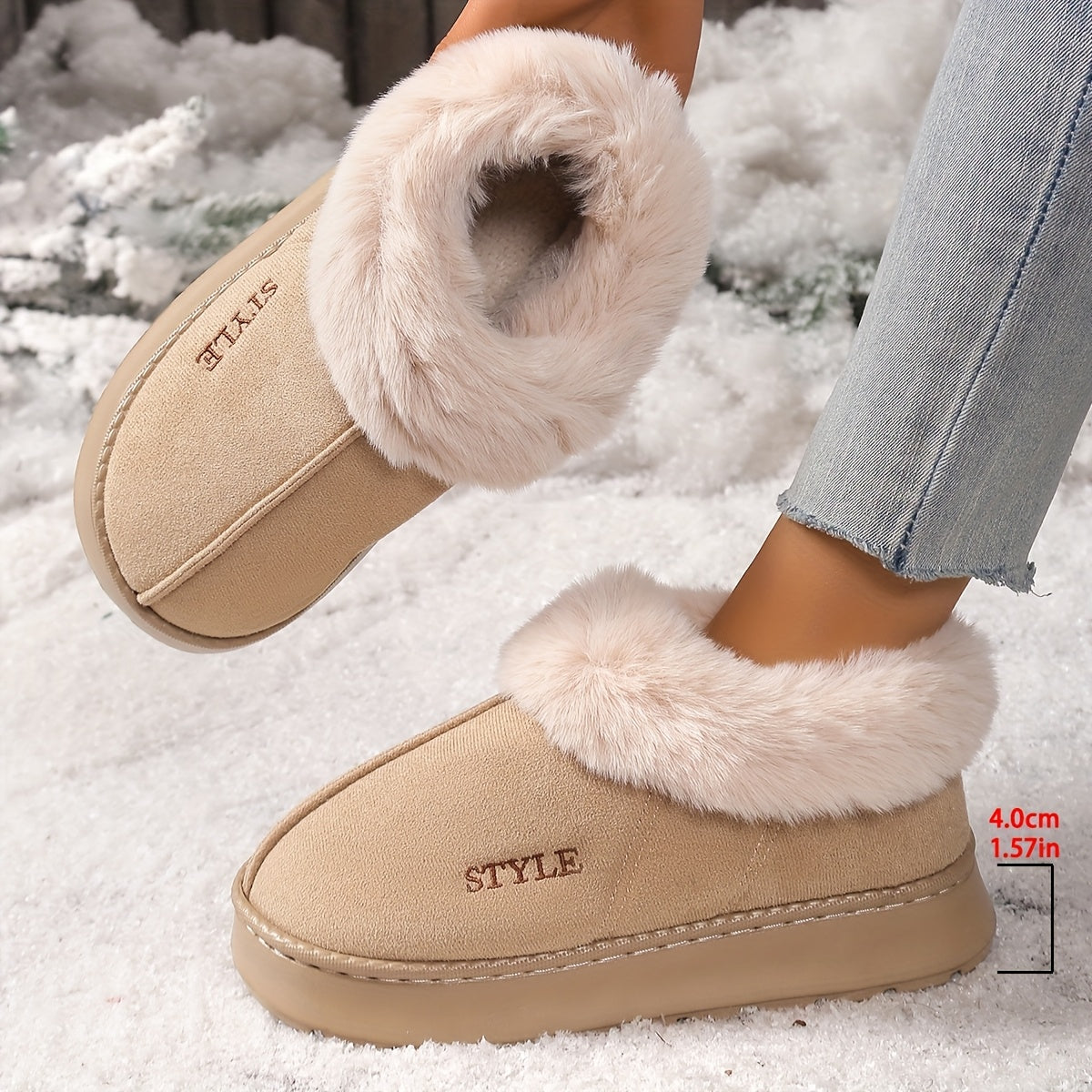 Women’s Faux Fur Lined Cozy Indoor Slippers Black Slip-On House Shoes