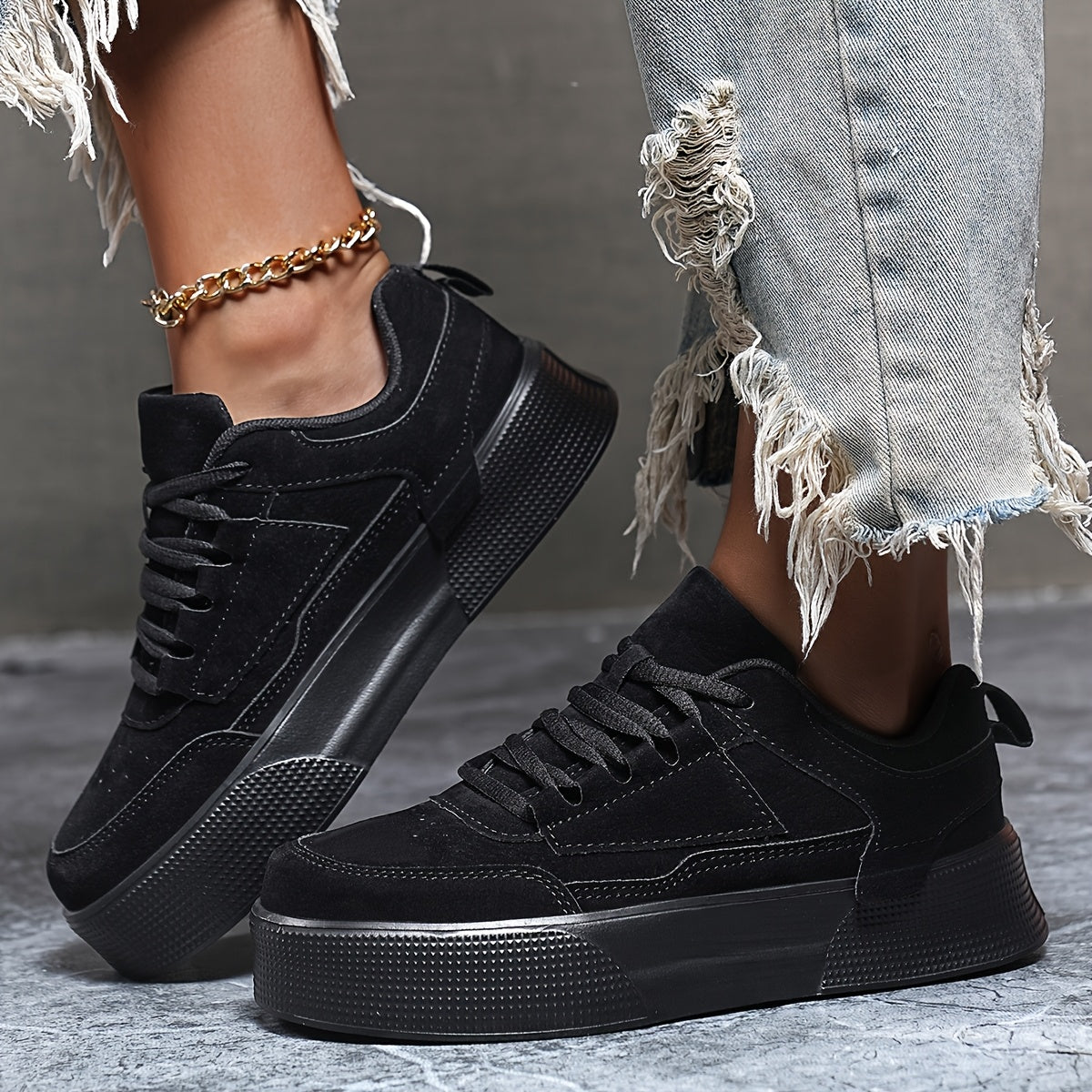 Women's Casual Solid Color Lace-Up Sneakers Lightweight Durable