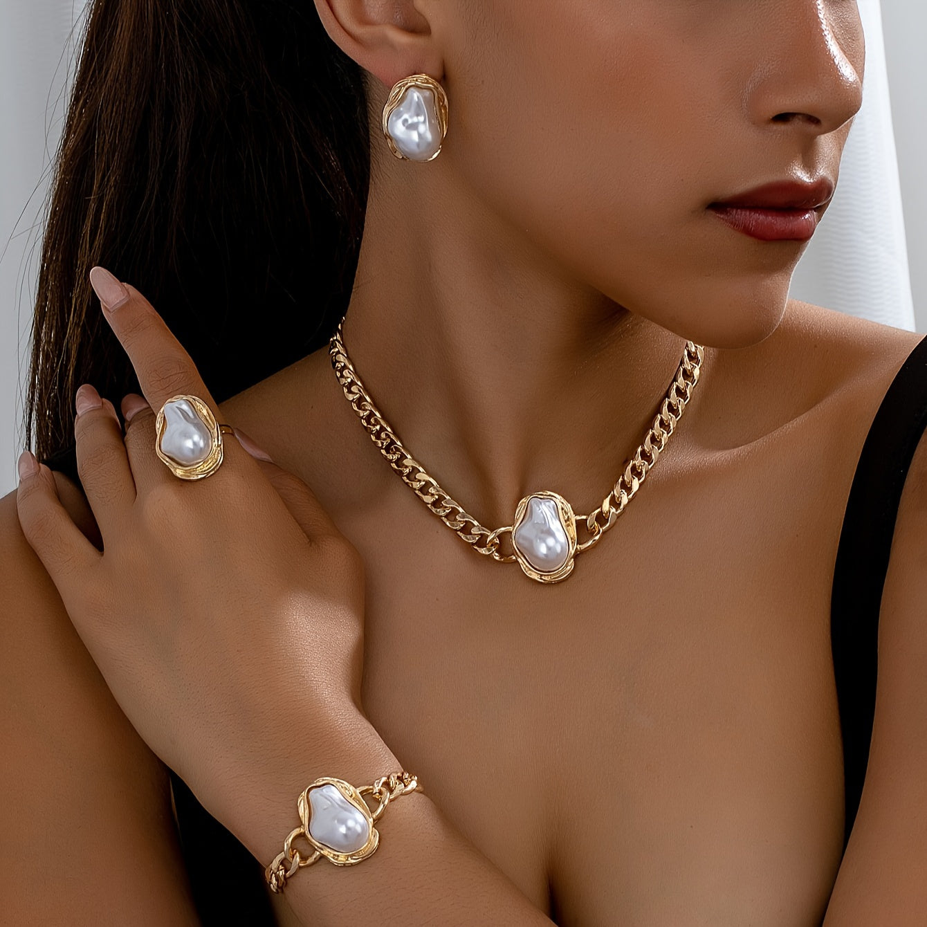 Women's Jewelry Set with Faux Pearl Pendant Necklace Bracelet Earrings Casual Style