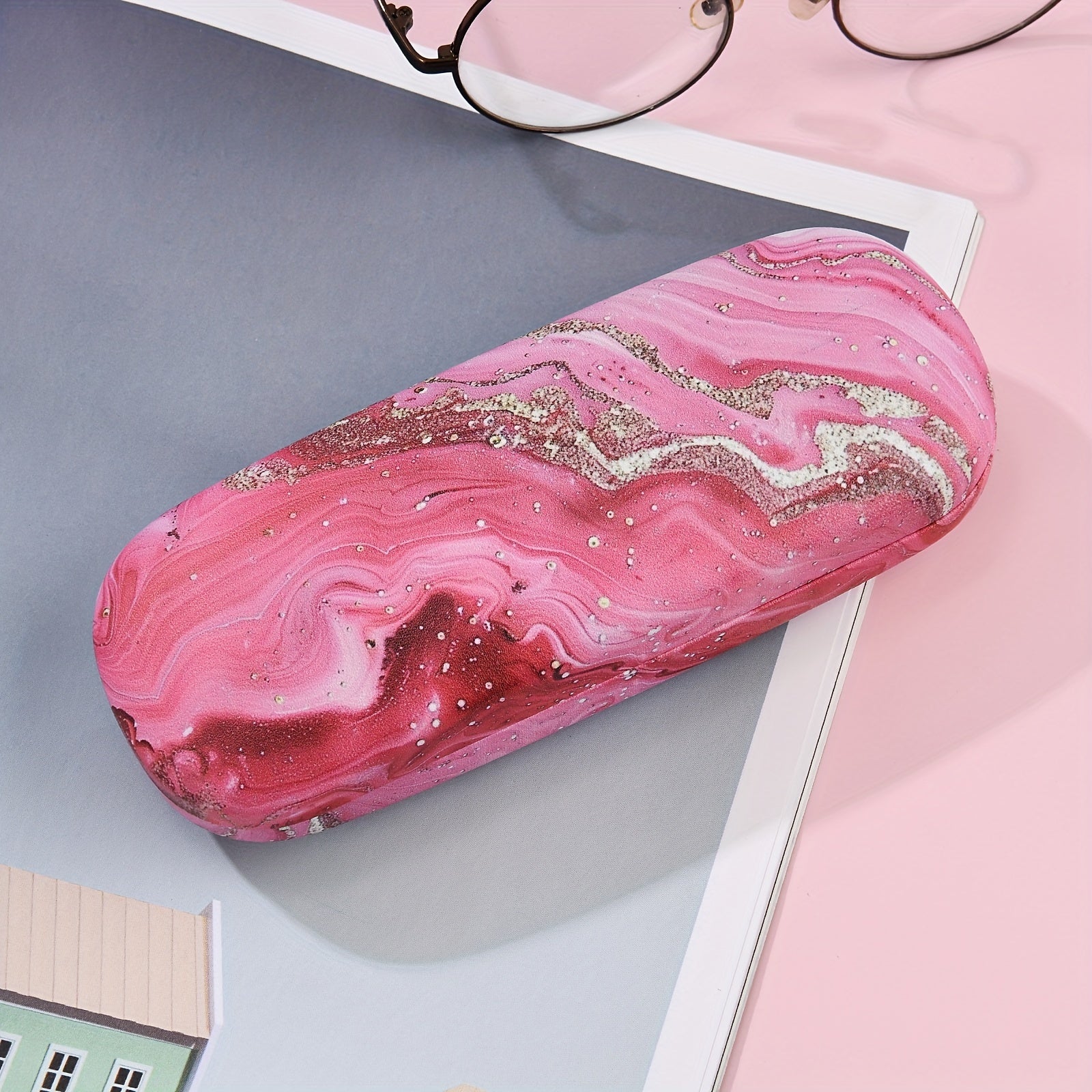 Zarif Oltin va Pushti To'lqinli Printli Ko'zoynak Qutisi - Kuchli, Harakatda Bo'lgan Ayollar Uchun Ko'zoynak Ushlagich - Ideal Sovg'a Variant