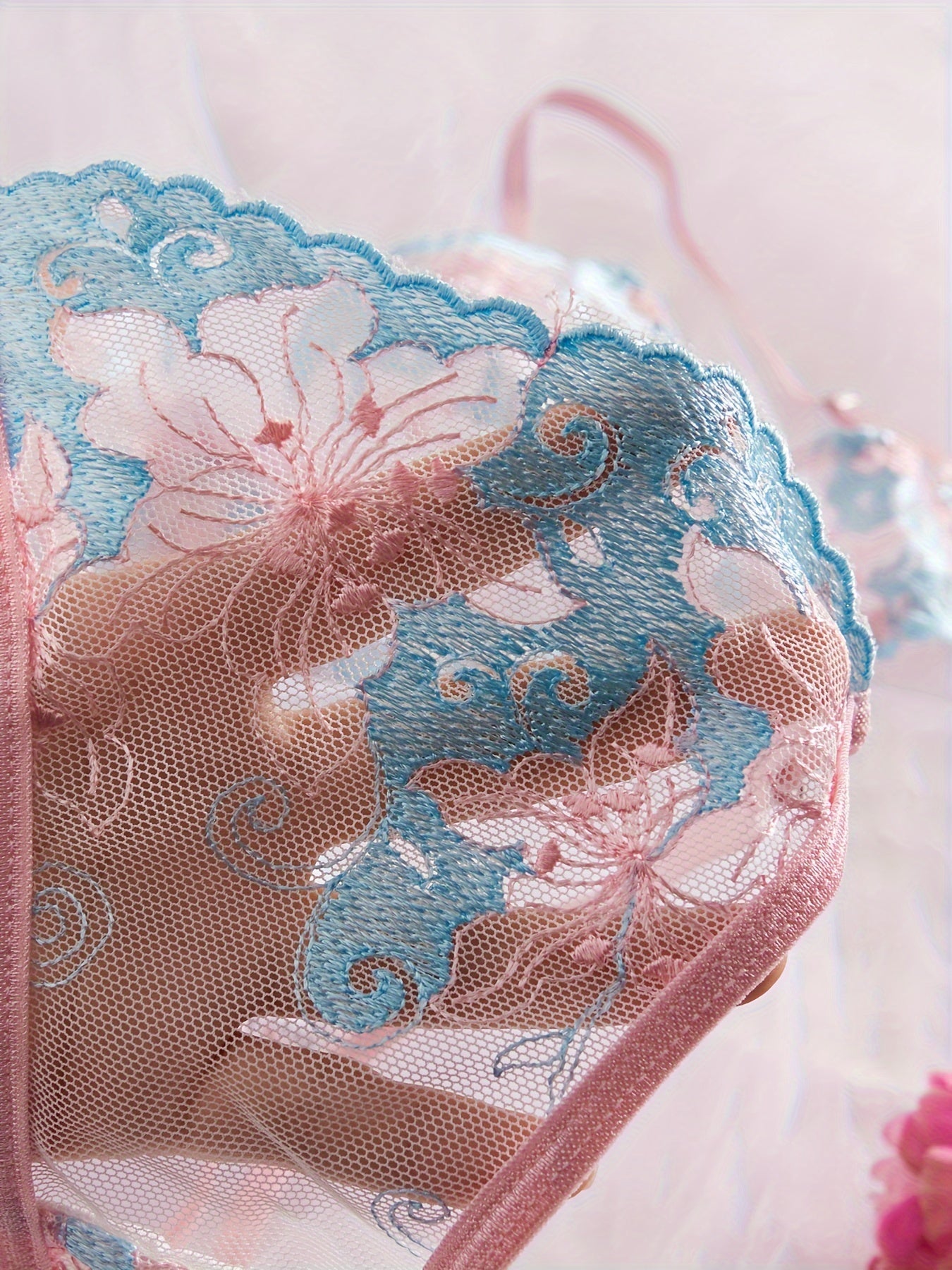 Women's Floral Lace Lingerie Set Bra and Thong Sexy Intimates Underwear