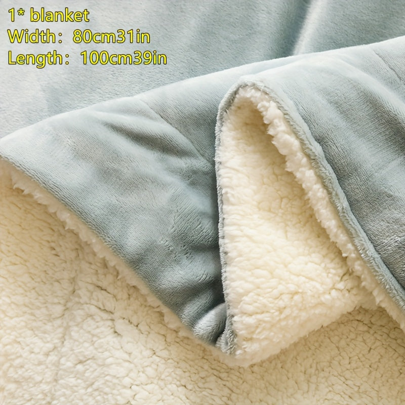 Green Velvet Blanket Small Throw 100% Polyester Woven Plush Fleece All Seasons