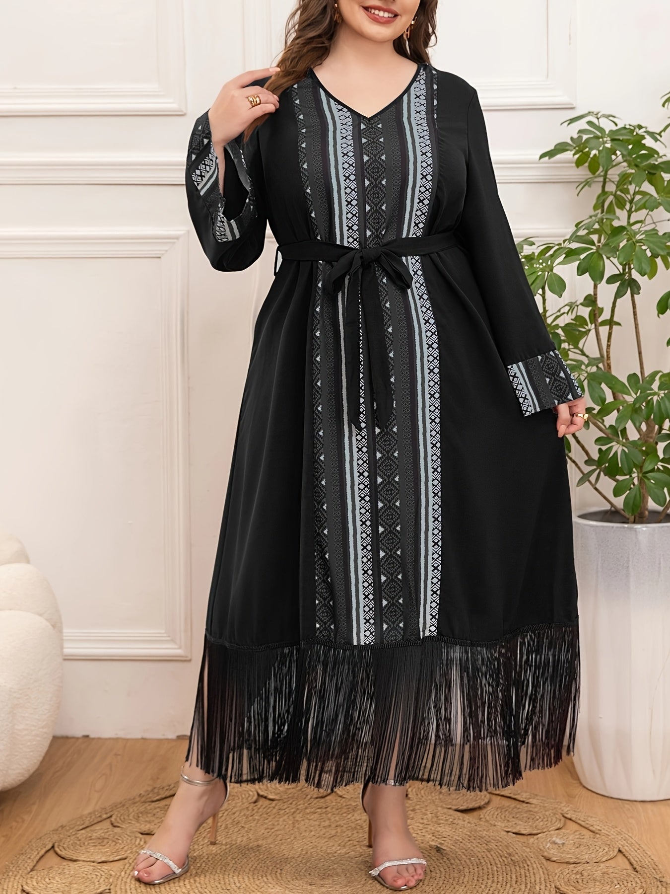 Women's Plus Size Tassel V-Neck Dress for Middle Eastern Style