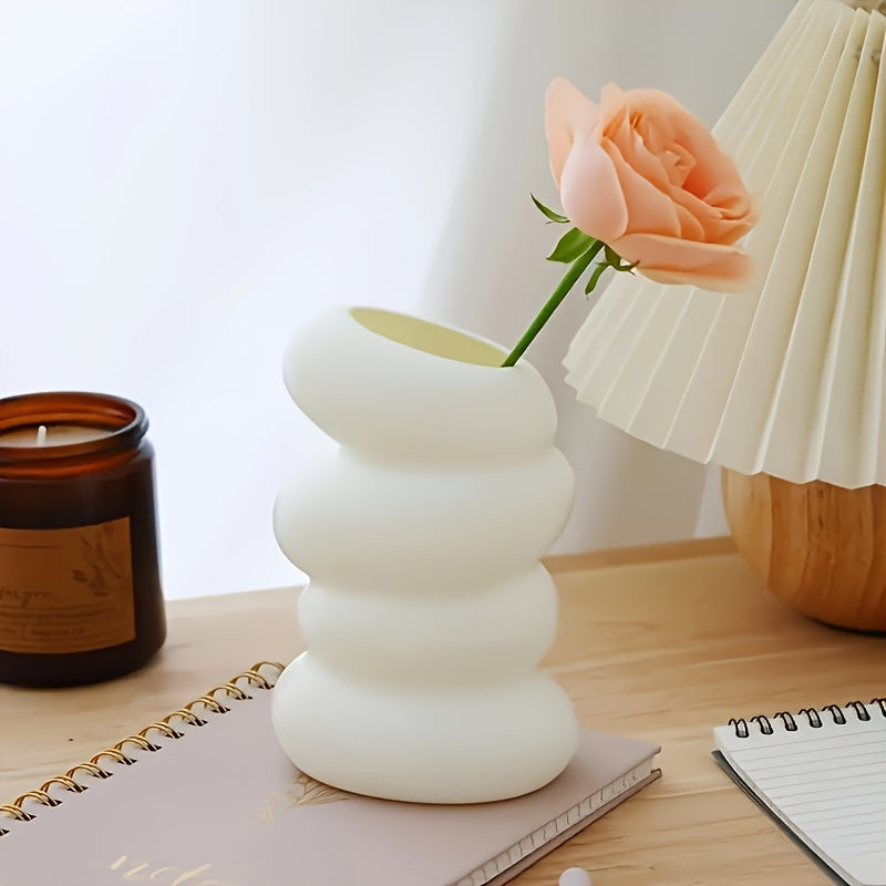 Minimalist Plastic Vase with Nordic Style, Cylinder Shape for Home Decor