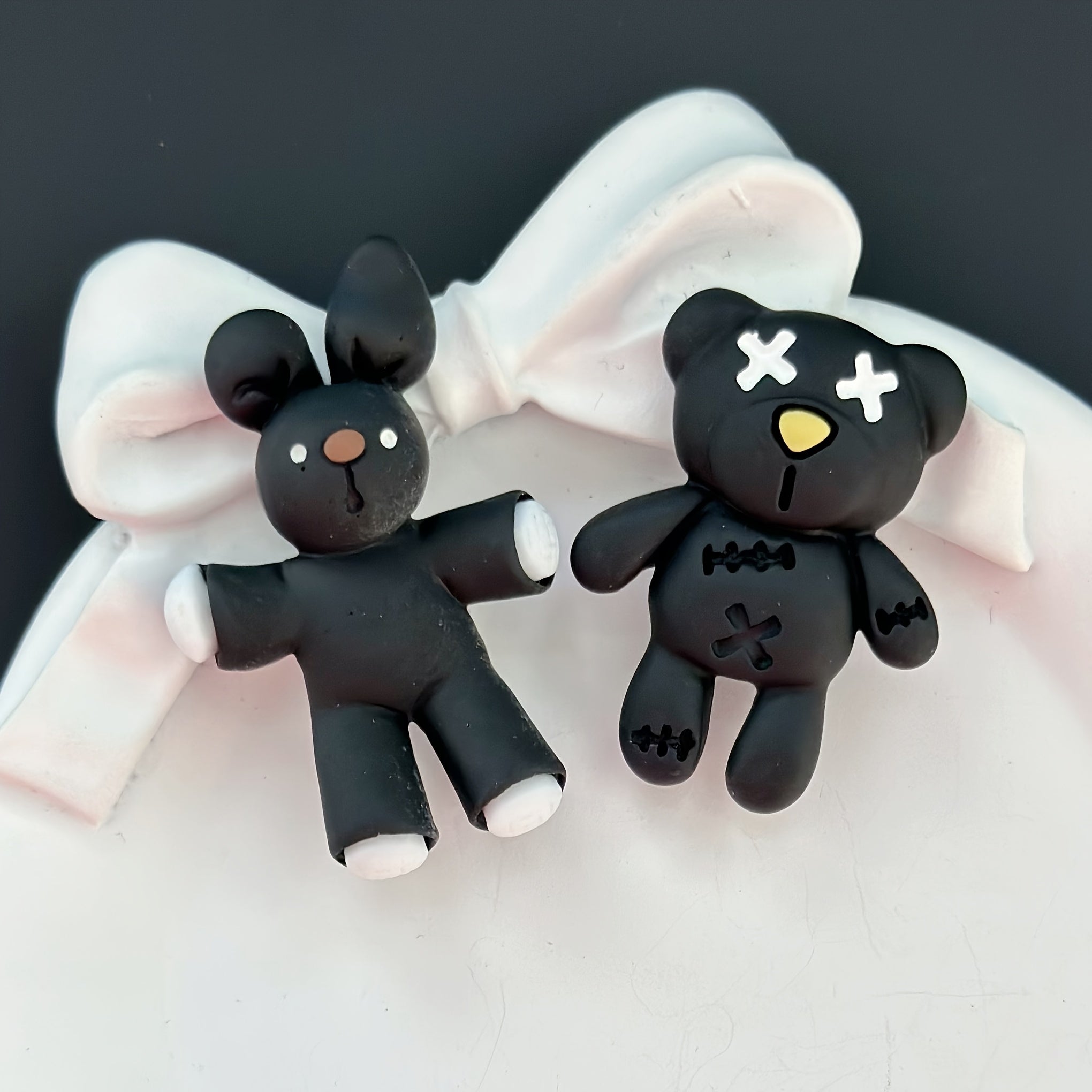 12 dona hayvon mavzusidagi poyabzal dekoratsiyalari ABS materialidan DIY aksessuarlar bolalar va kattalar uchun