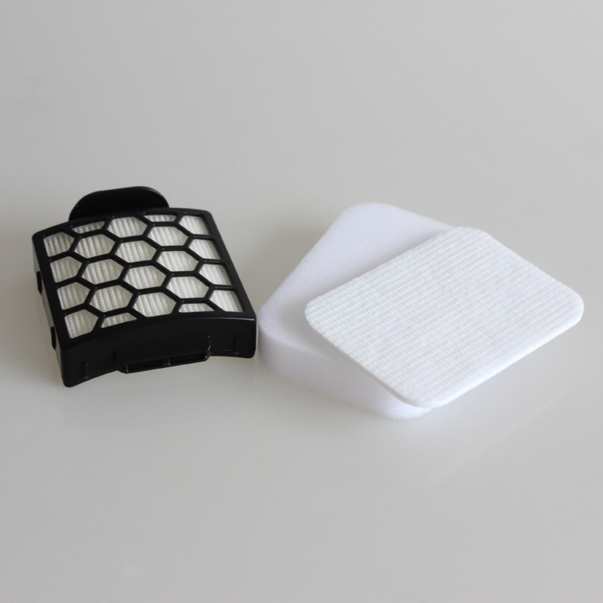 HEPA va ko'pikli changyutgich filtri to'plami vertikal changyutgichlar uchun NV150 NV251 ZU62 bilan mos keladi