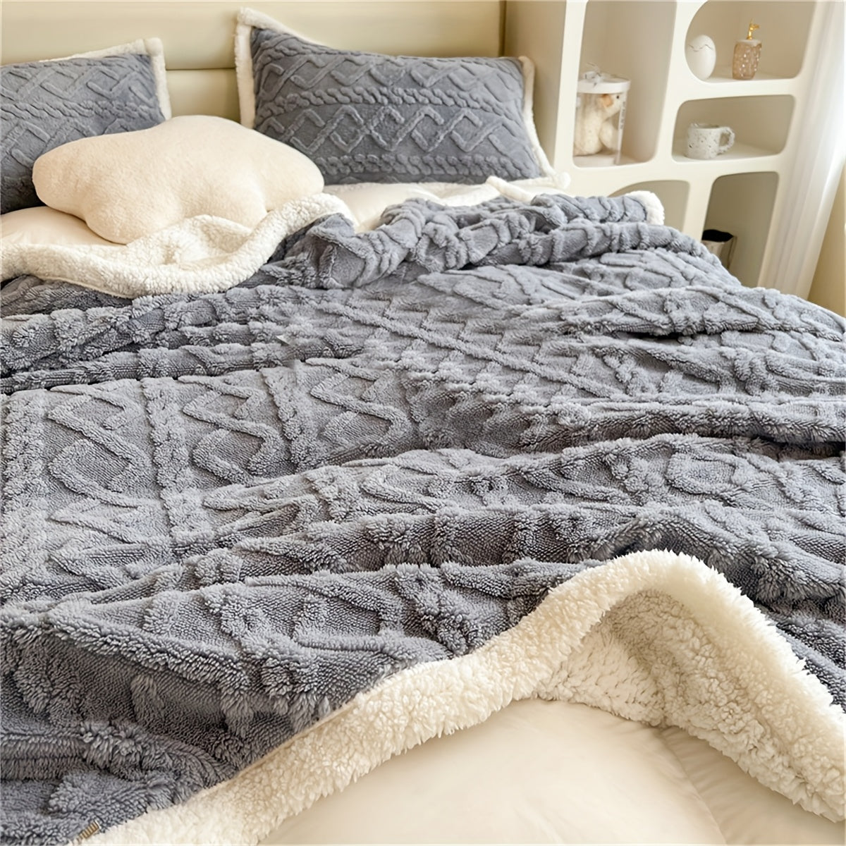 Double-Sided Taffeta Sherpa Fleece Blanket Soft Cozy for Couch Bed Travel