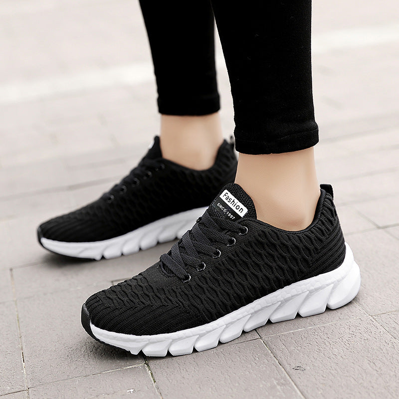 Zapatillas transpirables de malla para mujer, slip-on, para correr, blancas