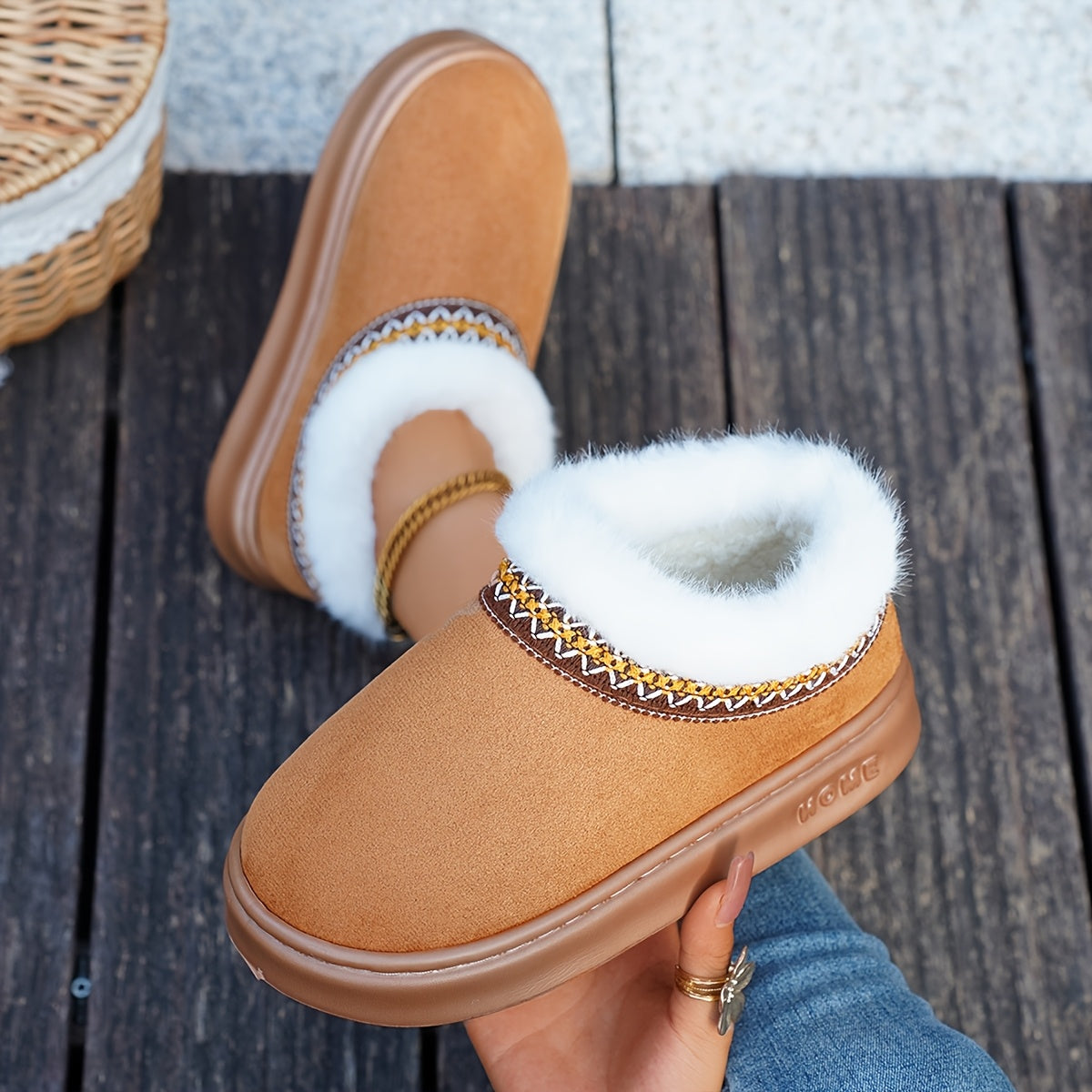 Women Cozy Fleece Lined Slippers Warm Brown Indoor Slip-Ons