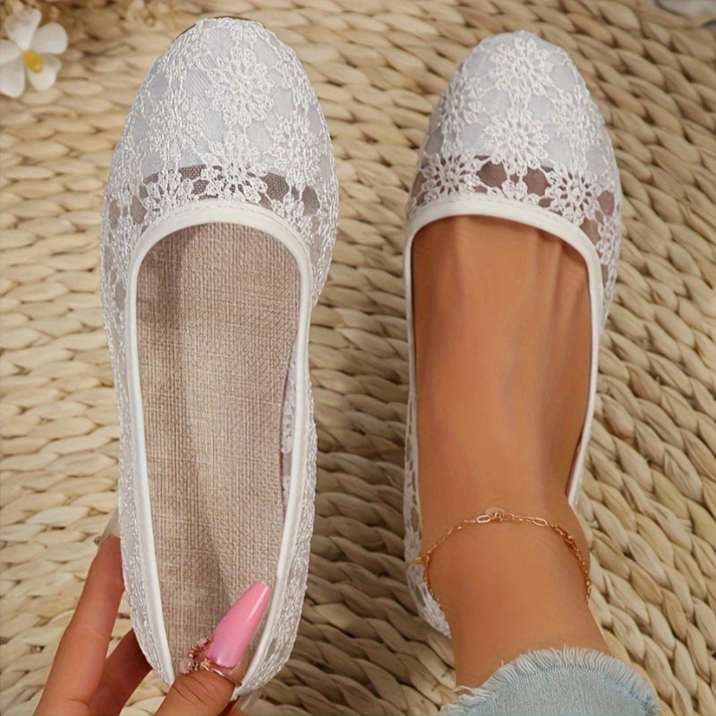 Women Elderly Mesh Slip-On Shoes Breathable Floral Pattern All-Season