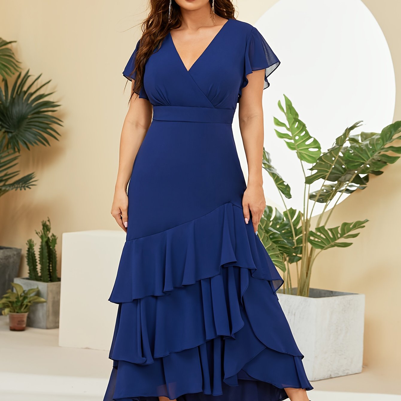 Vestido de talla grande con volante en el dobladillo, línea larga, manga flutter, para fiesta y glamour