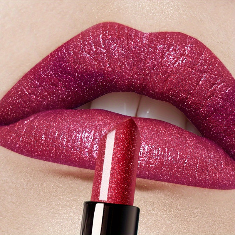Долговечная помада с глянцевым финишем для сияющих губ