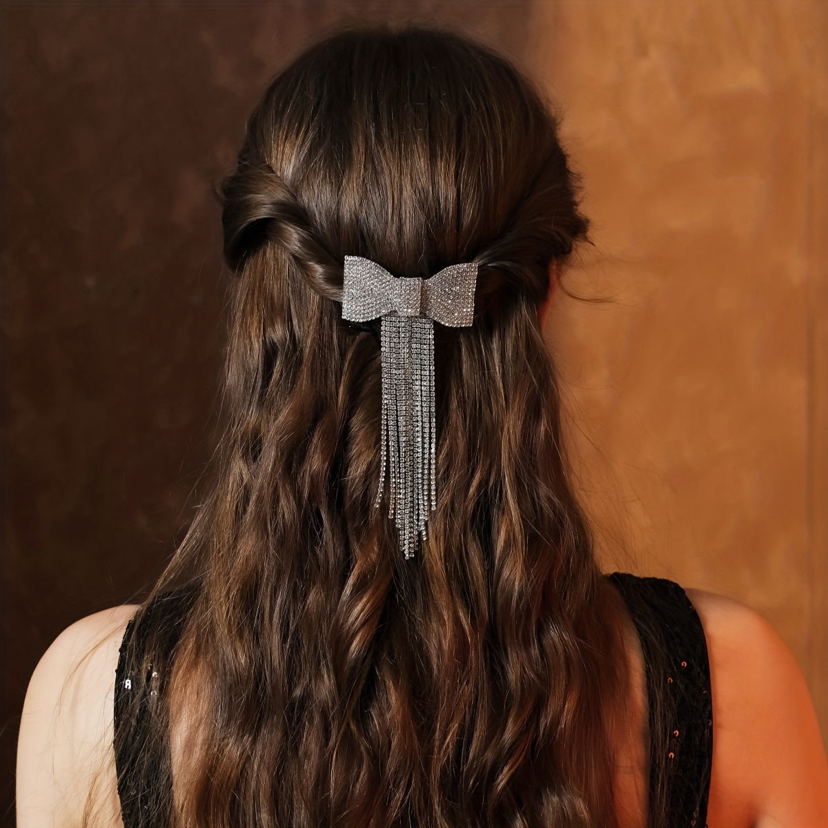Accesorio para cabello para chicas y mujeres con borla larga, lazo de rhinestone y diseño elegante