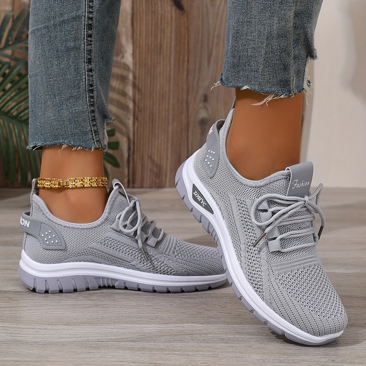 Women's Mesh Slip-On Sneakers White Black Summer Casual Beach Shoes