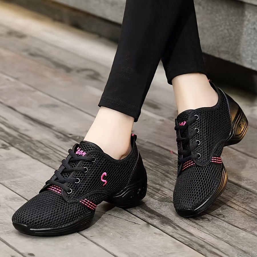Women's Mesh Low Top Sneakers Breathable Lace-Up Casual Outdoor Sports