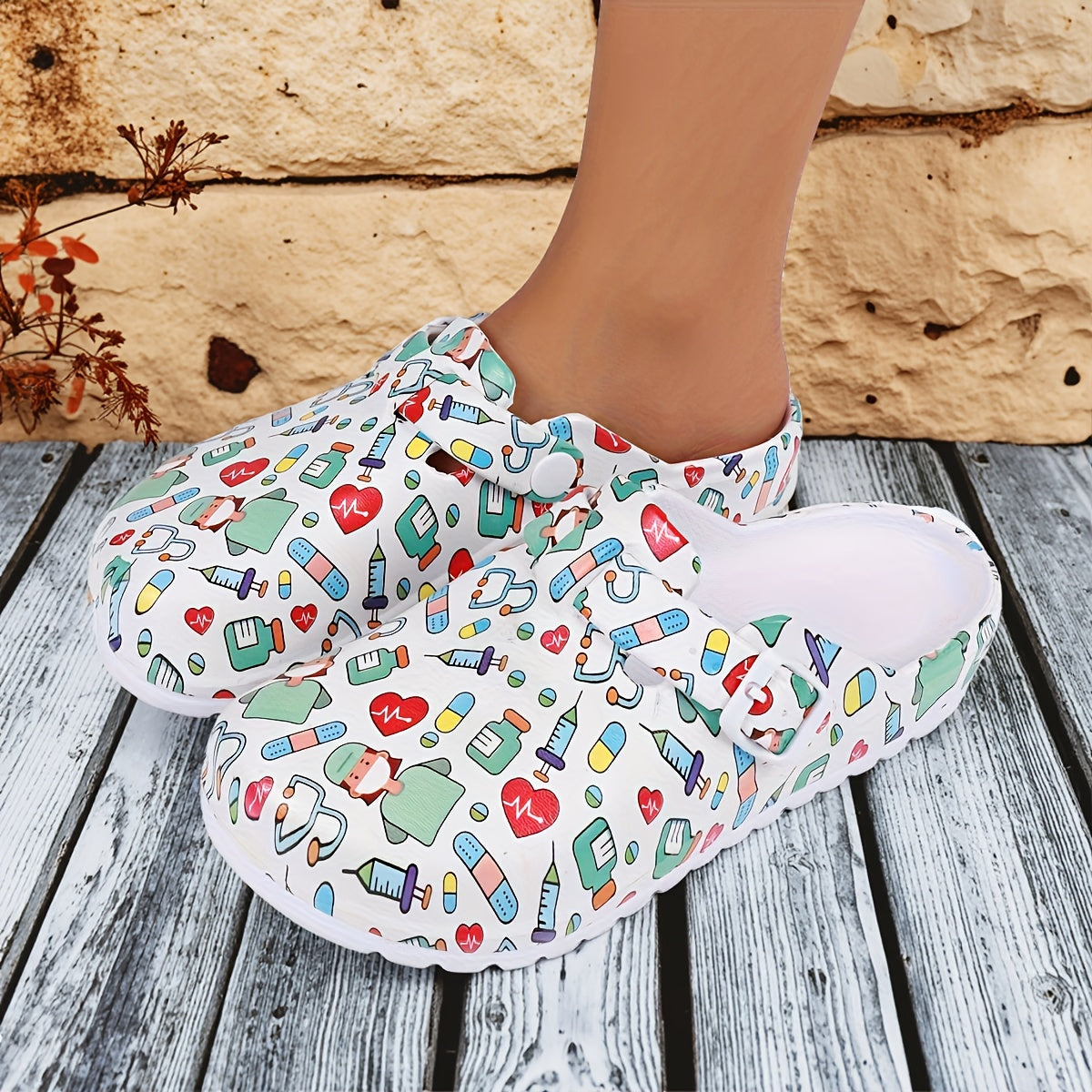 Women Beach Slides Lightweight Casual Mules with Adjustable Buckles