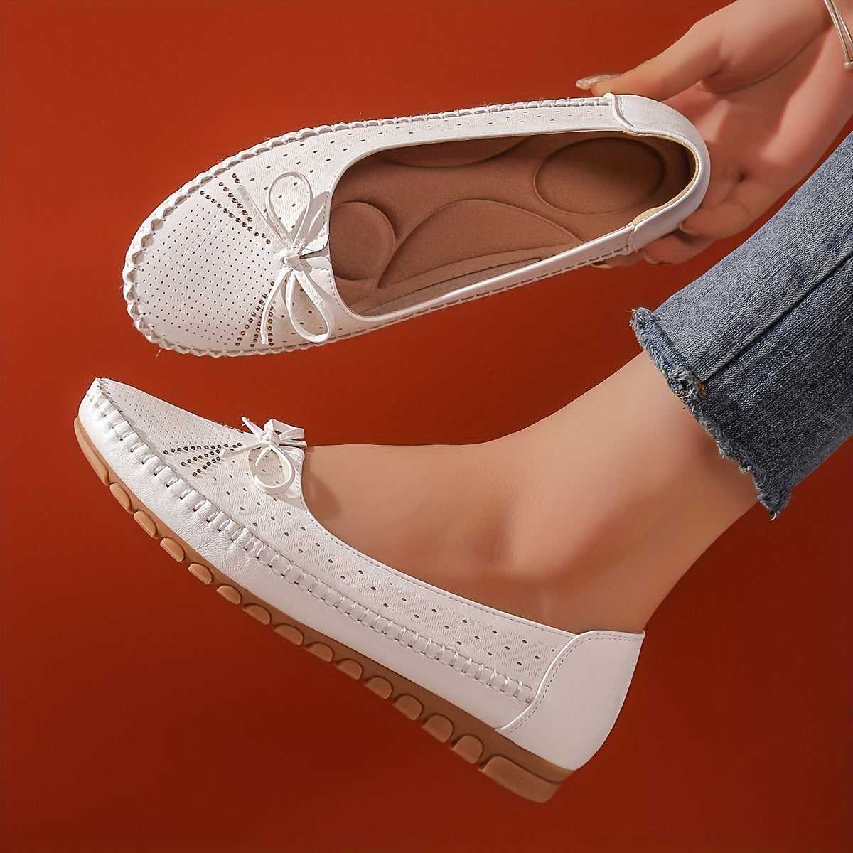 Women's Flat Shoes with Bowknot Faux Leather Slip-On All-Season Velvet Lining