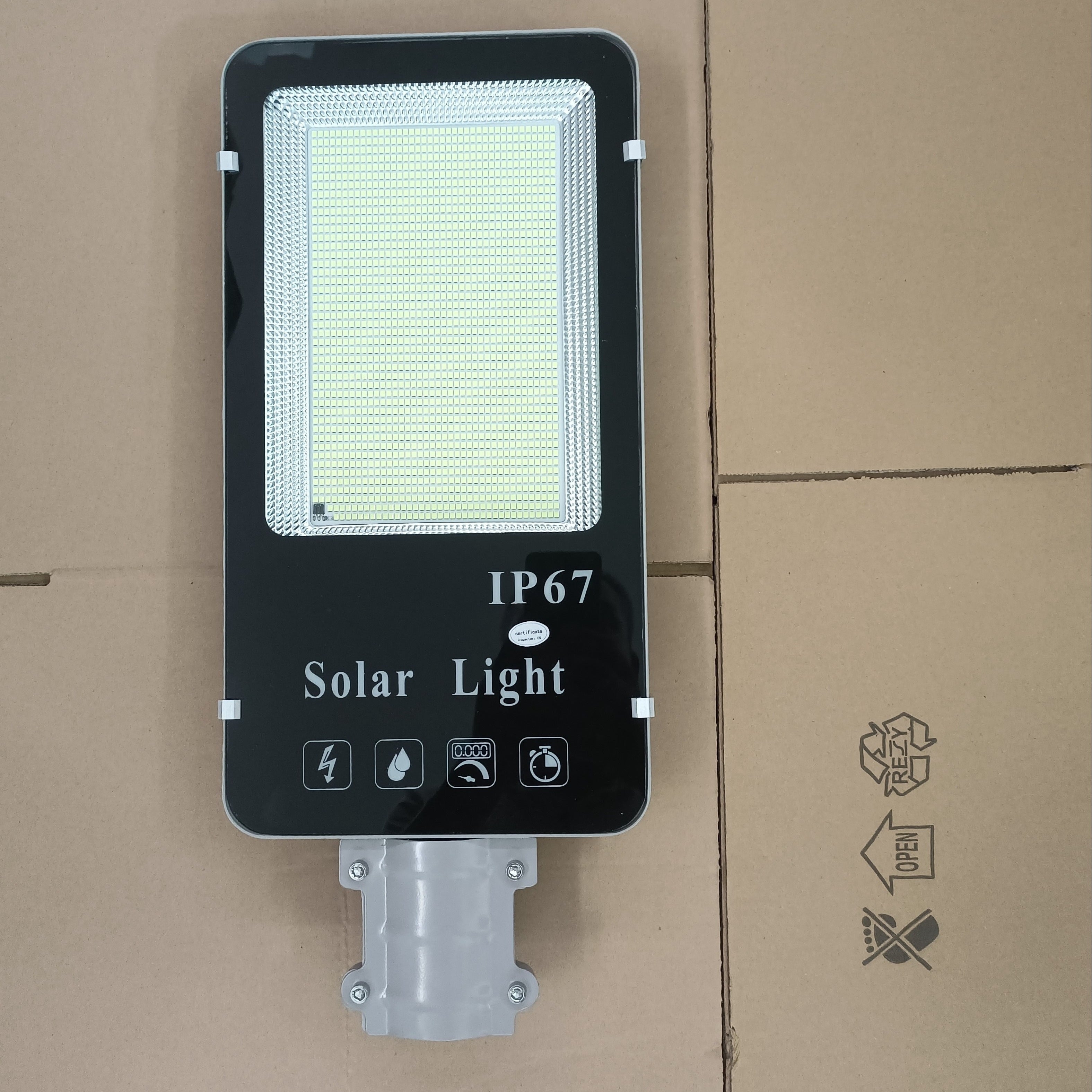 500W Solar Street Post Light with 20AH Battery 25W Solar Panel Remote Control
