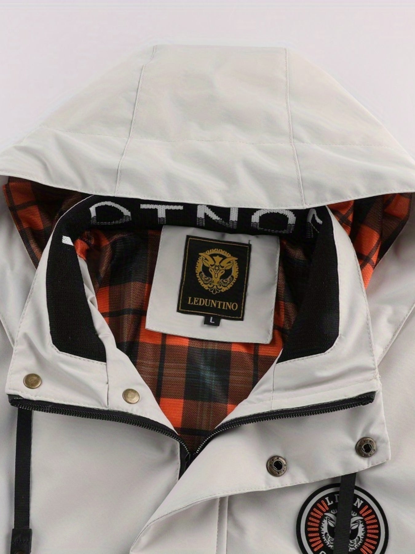 Chaqueta ligera casual de poliéster para hombre con múltiples bolsillos y capucha con cordón