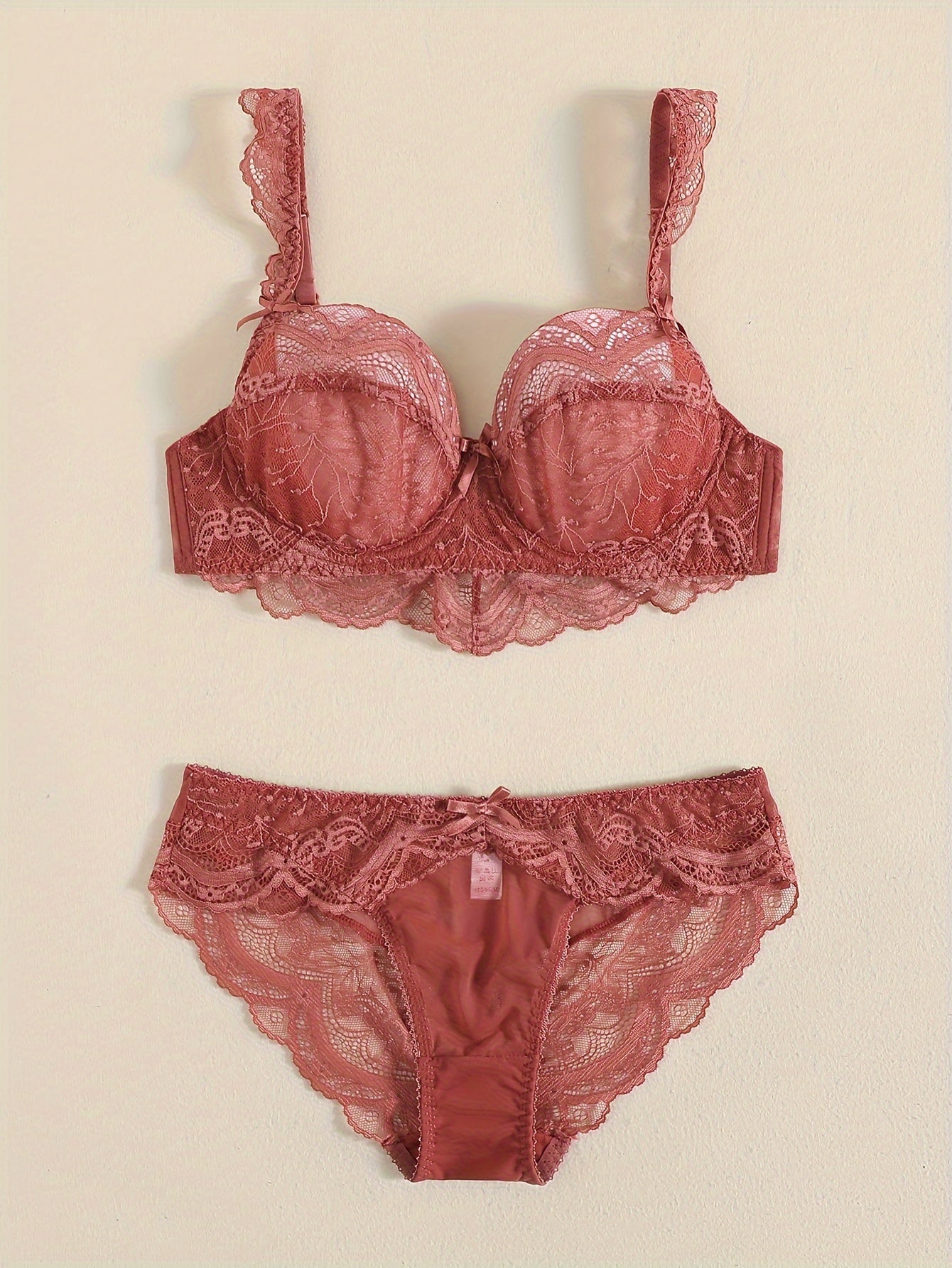 Plus Size Lace Lingerie Set with Bow and Spaghetti Strap Solid Color High Stretch