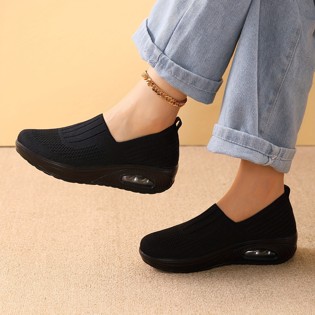 Women's Slip-On Sneakers Breathable Fabric Cushioned Black All-Season